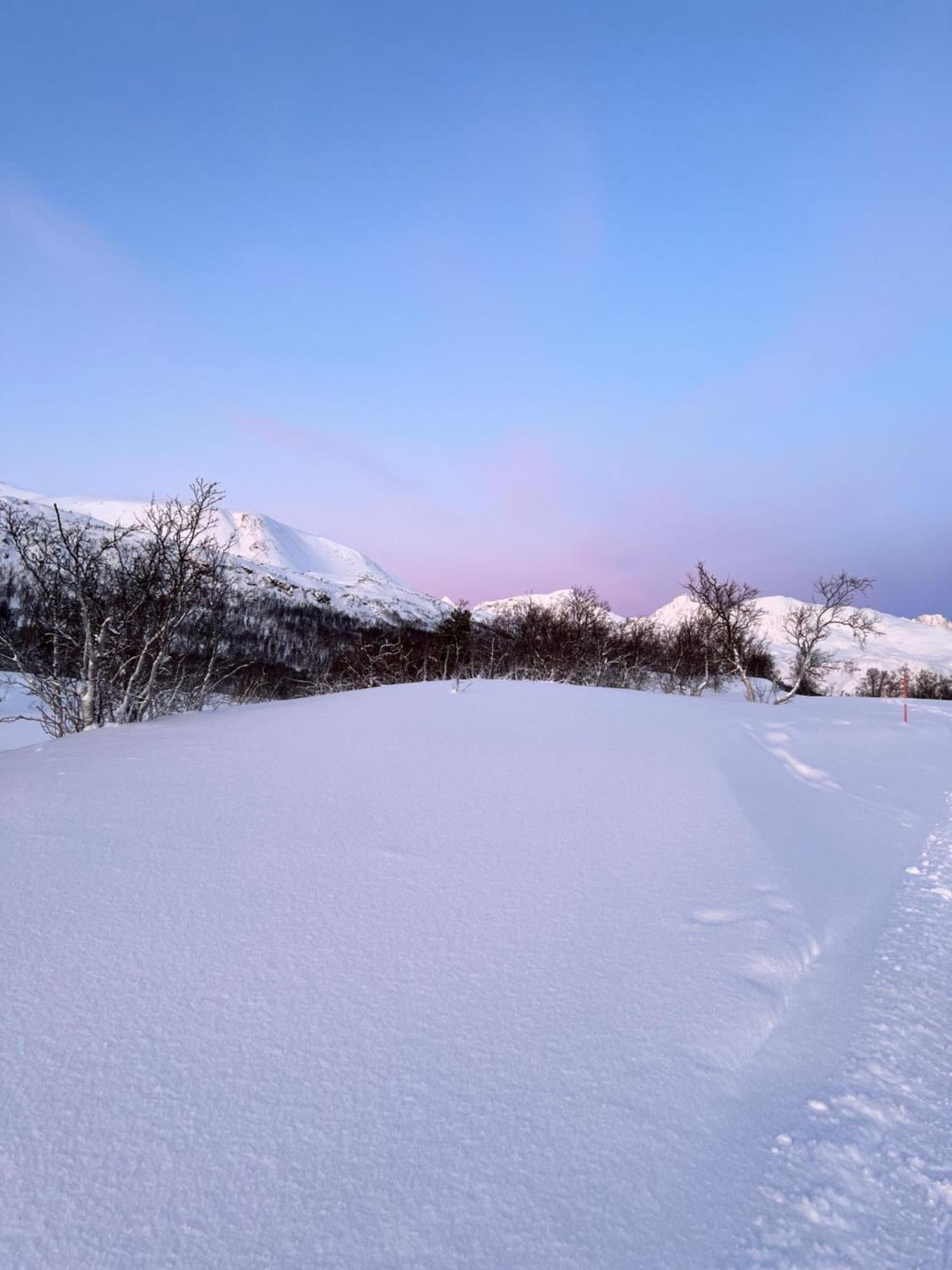 I Skinnelv, Lyngen Vakantiehuis *